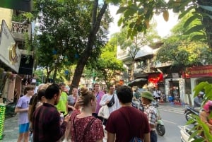 Hanoi: Katuruokakierros Train Streetillä ja piilotetuilla kujilla