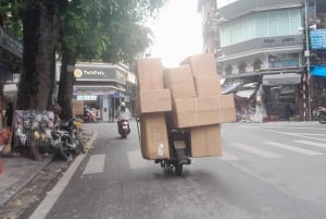 Hanoi: Katuruokakierros Train Streetillä ja piilotetuilla kujilla