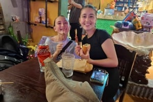 Hanoi: Katuruokakierros Train Streetillä ja piilotetuilla kujilla