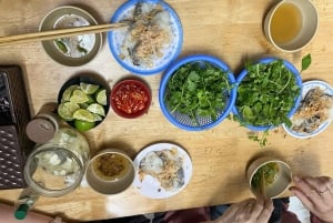 Hanoi Street Food Tour med Train Street – liten grupp