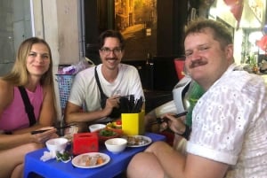 Hanoi Streetfood-tur med Train Street – lille gruppe