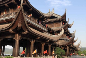 Hanoi: Tam Chuc – världens största pagodkomplex och lunch