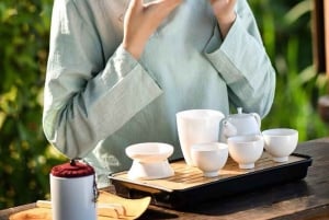 Hanoi: teeseremonia, ruoanlaittokurssi ja perheperinteet