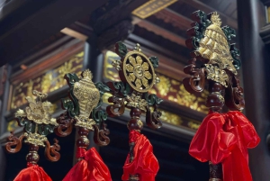 Hanoi: Thang Nghiemin pagoda tai suitsukkeiden kylä ja hattukylä