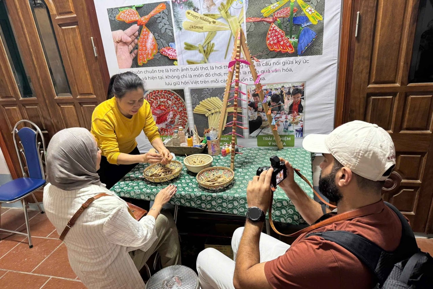 Hanoi: Dagstur til traditionelle landsbyer med frokost