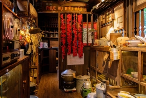 Minimuzeum tramwajów w Hanoi: dziedzictwo i autentyczna kuchnia