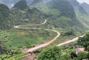 Hanoi: trasferimento da o per Ha Giang in un autobus VIP con posti letto