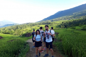 Hanoi: Kuljetus Pu Luongiin tai sieltä pois päivittäisellä luksuslimusiinilla