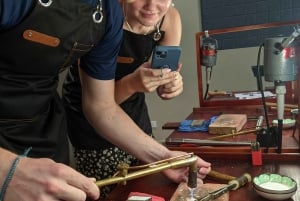 Hanoi: unieke workshop zilveren ringen/hangers maken