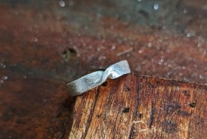 Hanoi: unieke workshop zilveren ringen/hangers maken