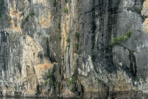 Hanoi: Van Don Overnight Tour with Fishing Village Visit