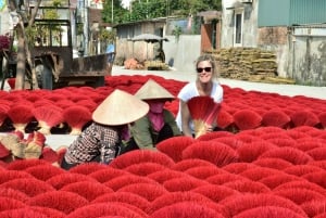 Hanoi: Van Phuc Silk Village & Quang Phu Cau Incense Village