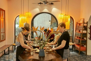 Hanói: clase de cocina vegana con un toque local en una villa con jardín