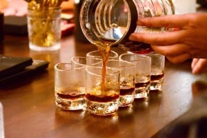 Hanoi: laboratorio di caffè vietnamita con 6 preparazioni, 9 degustazioni e vini