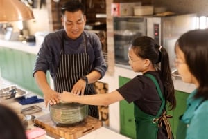 Hanoi: clase de cocina vietnamita y visita al mercado con un chef local