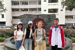 Hanoi: Tour de intercambio cultural con estudiantes vietnamitas