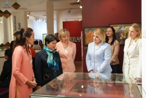 Музей женщин в Ханое или деревня соевого соуса и благовоний