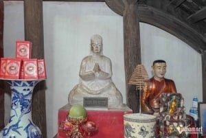 Hanoi: Xuan La Figurine Village and Dau Pagoda Tour & Lunch