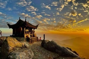 Hanói: viagem de 1 dia à montanha sagrada de Yen Tu com teleférico