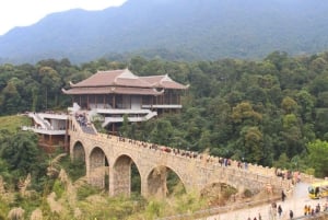 Hanói: viagem de 1 dia à montanha sagrada de Yen Tu com teleférico