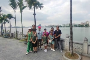 Highlight Hanoi city tour with train street.