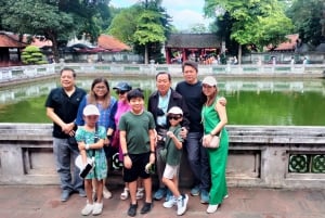 Highlight Hanoi city tour with train street.