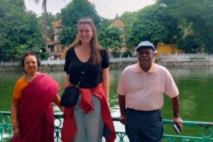 Highlight Hanoi city tour with train street.