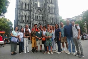 Highlight Hanoi city tour with train street.