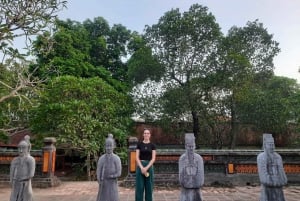 Hue: Viagem de 1 dia à cidade em carro privado com destino opcional