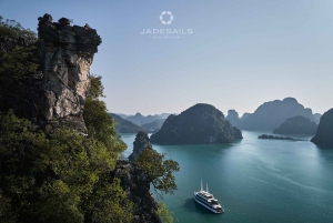 JadeSails – luksusowy rejs dzienny Odkryj Halong i zatokę Lan Ha