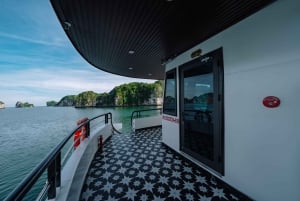 Lan Ha Balcony Overnatning 2D1N cruise: Helt ny 2025