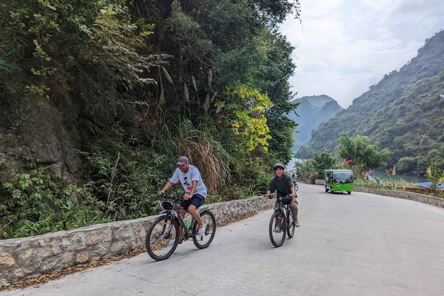 Luxe dagtrip Ha Noi - Cat Ba eiland - Lan Ha baai