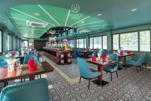 Luksusferie i Ha Long-bukten: Dagstur med et 5-stjerners cruise