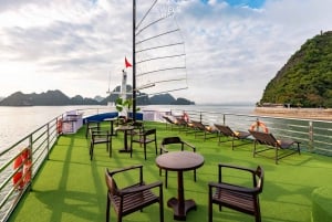 Luksusferie i Ha Long-bukten: Dagstur med et 5-stjerners cruise