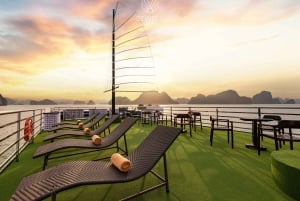 Luksusferie i Ha Long-bukten: Dagstur med et 5-stjerners cruise