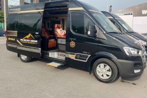Do/z Zatoki Halong: Transfer luksusową limuzyną z biletem autobusowym
