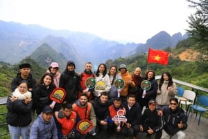 Nuova Jeep moderna - Ha Giang Loop tour 2 giorni - Camera privata