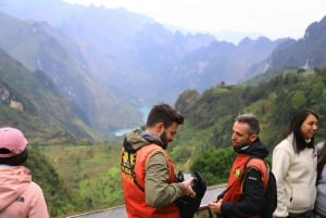 Nuova Jeep moderna - Ha Giang Loop tour 2 giorni - Camera privata