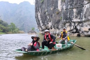 Ninh Binh Desde Hanói Vía Pueblo del Incienso Grupo reducido de 9