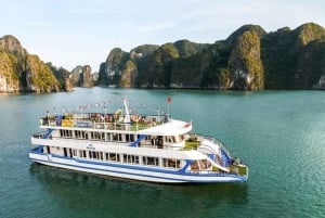 Ninh Binh: Halong Bay dagskryssning med måltid och avlämning i Hanoi