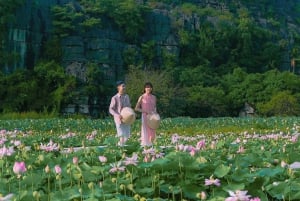 Excursão de luxo em limusina: Hoa Lu, Trang An/Tam Coc e Caverna Mua