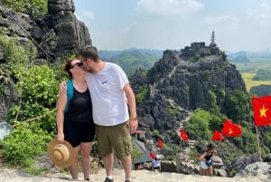 Excursions en jeep à Ninh Binh depuis Hanoi : Jeep + bateau + vie quotidienne