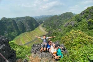 Ninh Binh Jeep Tours From Hanoi: Jeep + Boat + Daily Life