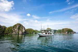 Ninh Binh: Przytulne rejsy po zatoce Lan Ha - wycieczka rowerowa, kajak, posiłki