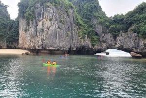 Ninh Binh: Lan Ha, Halong bay luxury cruises with balcony