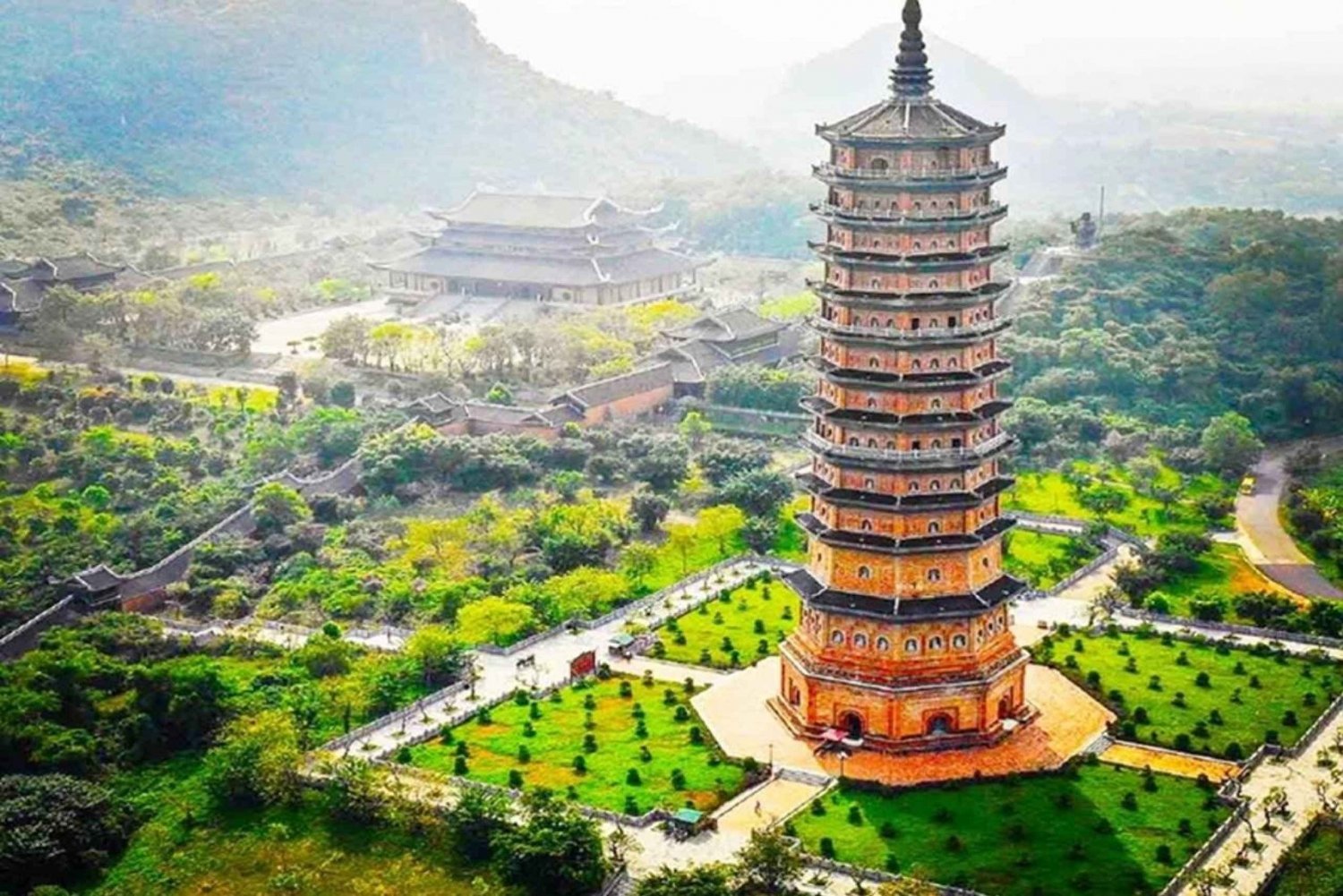 Ninh Binh 1-day tour Bai Dinh Trang An Mua Cave Small Group