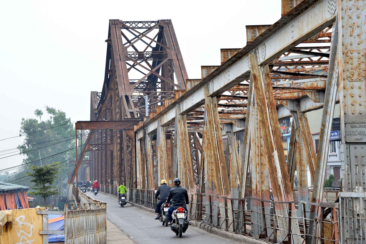 Private Hanoi Walking Tour with visit Train Street