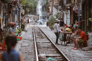 Private Hanoi Walking Tour with visit Train Street