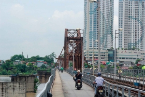 Private Hanoi Walking Tour with visit Train Street