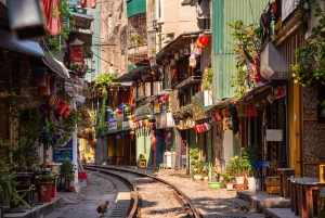 Private Hanoi Walking Tour with visit Train Street